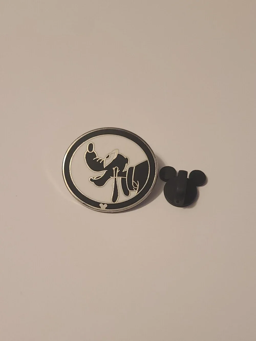 Disney Pluto Silhouette Pin